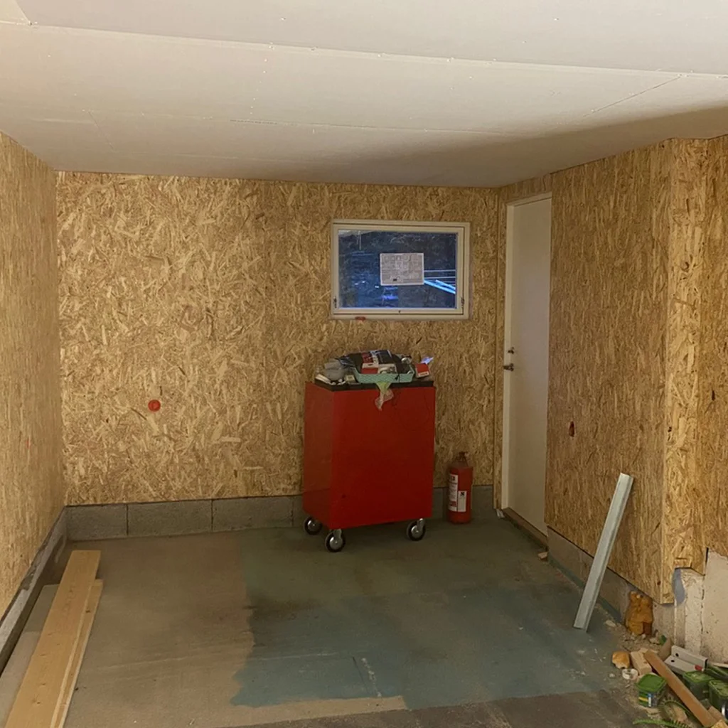 OSB og gips som stabilt underlag for videre arbeid